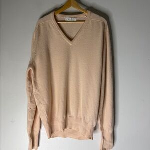 johnstons of elgin Scotland V Neck Cashmere Sweater Light Pink Size 44